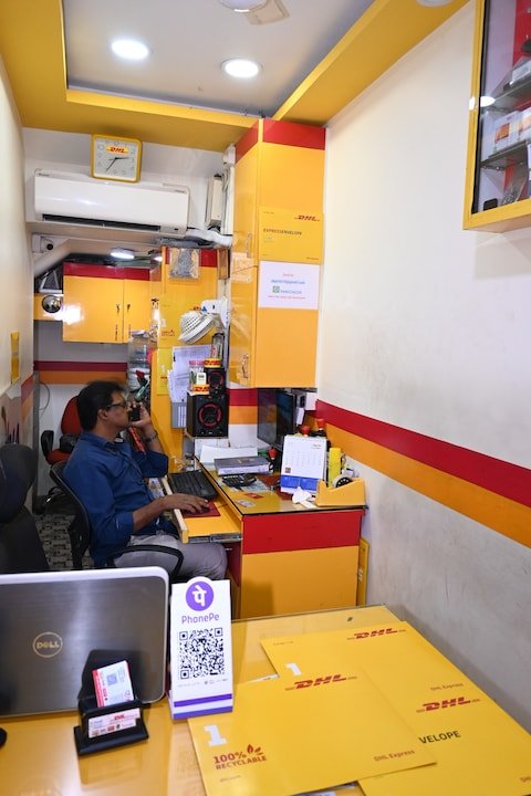 dil-express-nungambakkam-chennai-courier-services-NRfjfqG39e